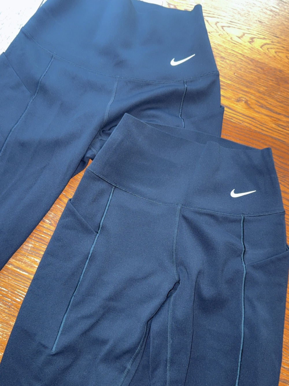 Nike Women’s Universa Black High-Waist Athletic Leggings XS